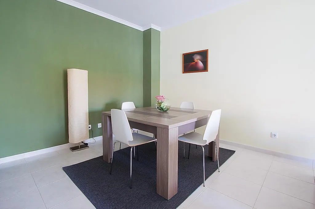 Filipe House, Lagos Apartment